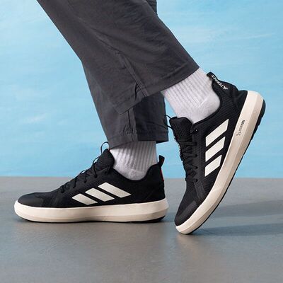 阿迪达斯男鞋户外运动网眼