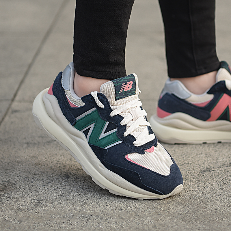 NEWBALANCE男女鞋复古情侣