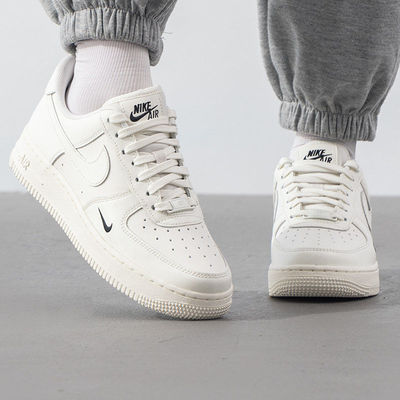 NIKE耐克AF1空军一号奶油