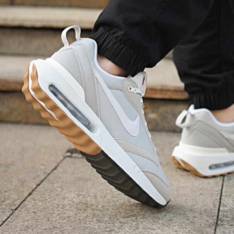 Nike耐克男鞋新款运动鞋AIR MAX气垫鞋耐磨减震休闲鞋慢跑鞋子男