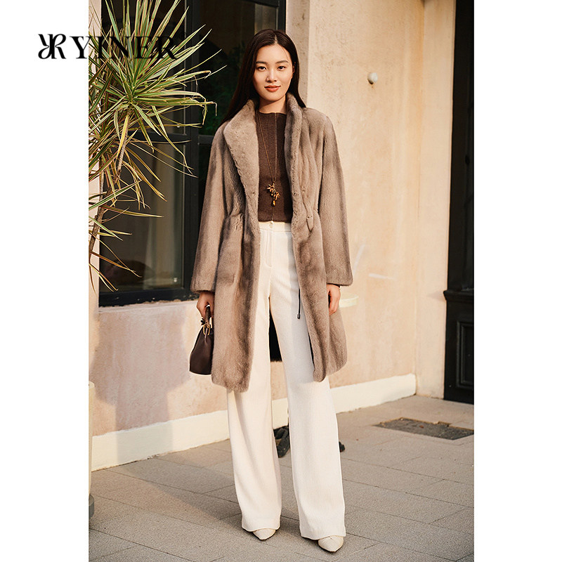 【新中式】YINER音儿专选2025春季新款立领水貂毛皮长款真皮