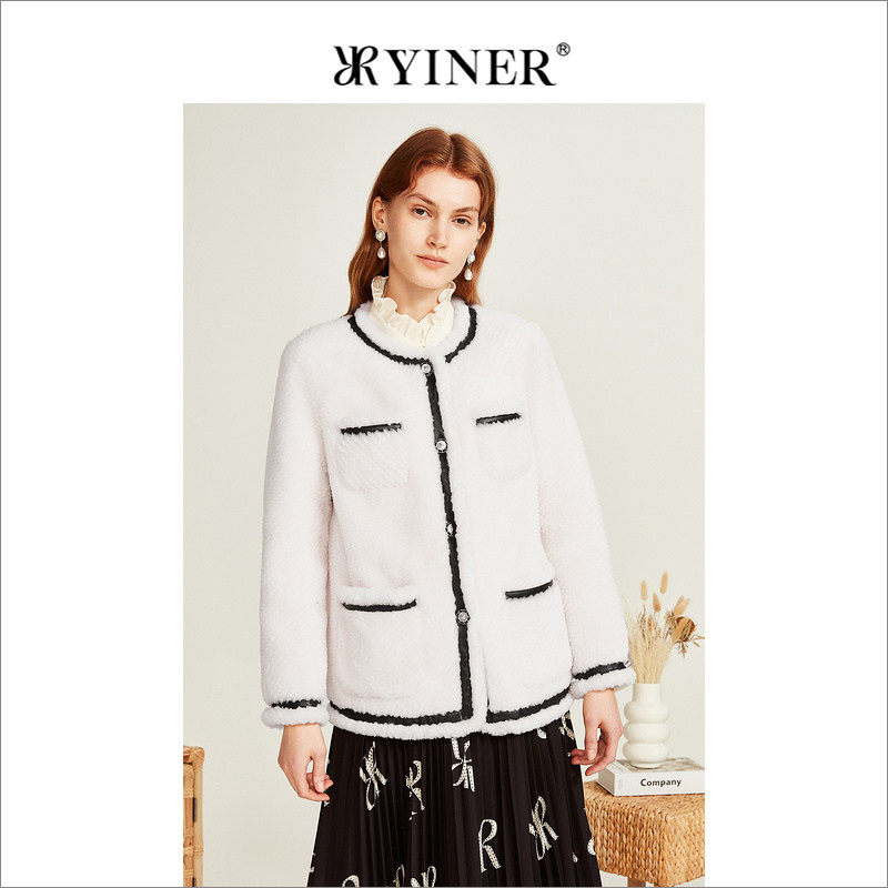 YINER音儿专选女装冬季时尚撞色皮革勾边保暖环保羊毛皮草外套