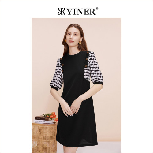 YINER音儿专选女装夏弹力复古饰扣圆领撞色连衣裙