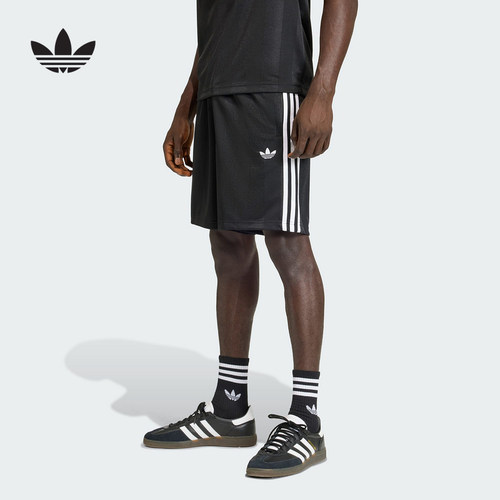 adidas阿迪达斯2026夏新款男子经典三条纹休闲运动针织短裤KE3594