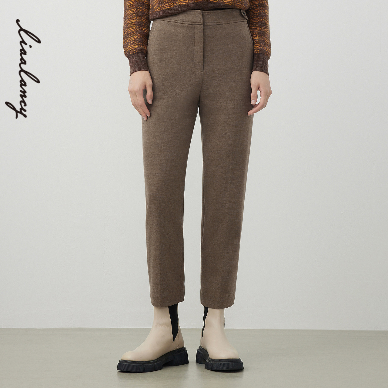 九分裤长 直筒裤型 设计感腰袢