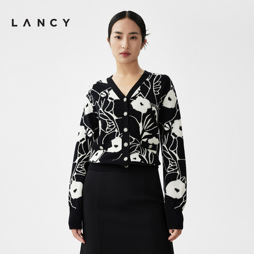 气质V领 艺术图案 精致纽扣