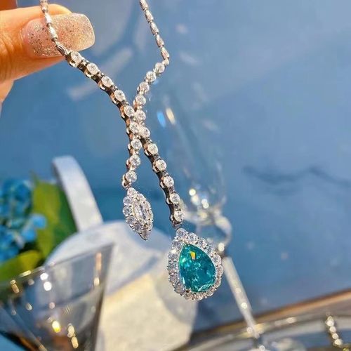 莫桑石满钻水滴人鱼项链