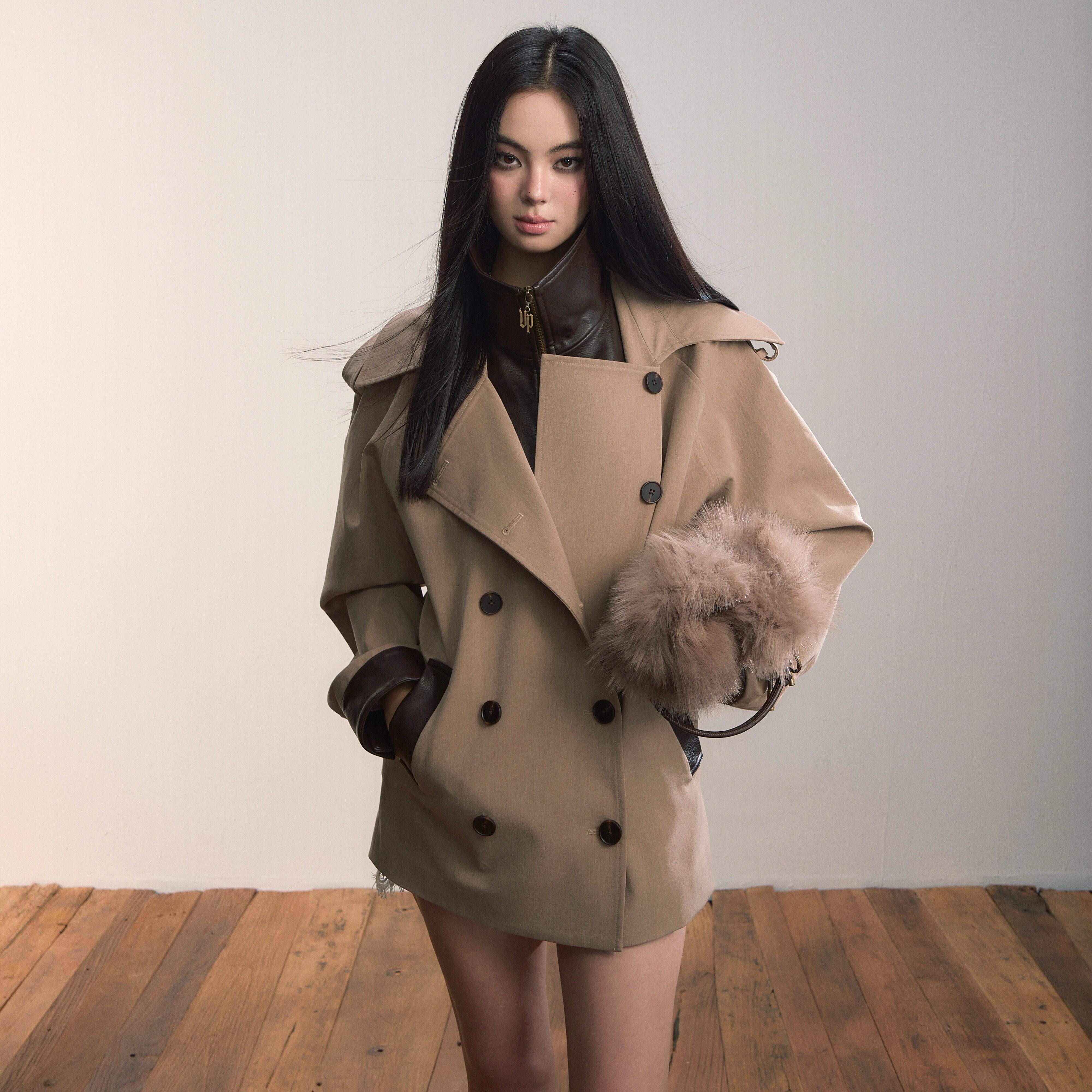 VIAPITTI 25AW 撞色拼接假两件机车风衣外套