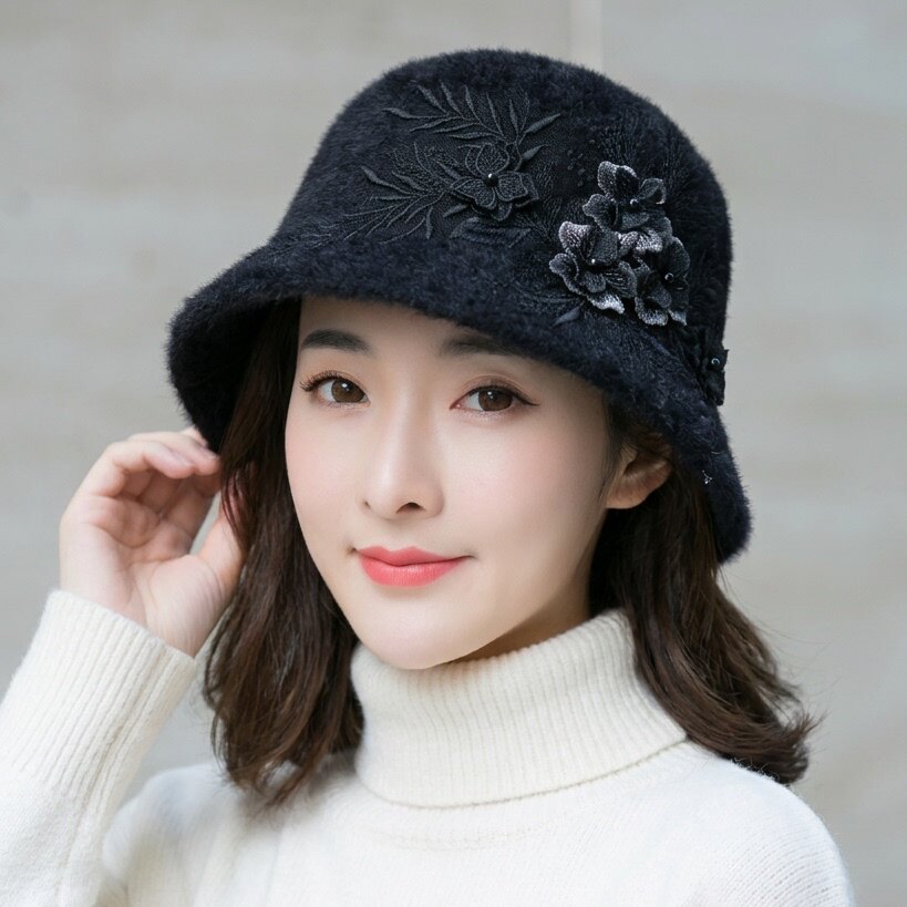 帽子女士秋冬毛绒盆帽日系刺绣花手工钉珠仿貂绒保暖黑色厚渔夫帽