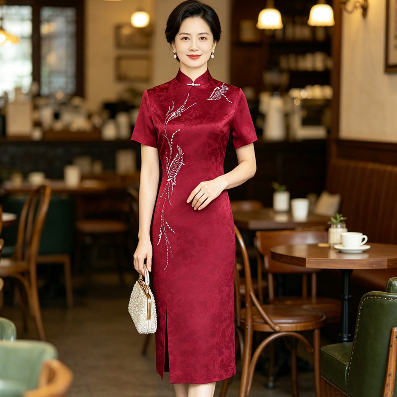 气质丈母娘婚宴礼服酒红色中国风女装喜婆婆妈妈小个子中长款旗袍