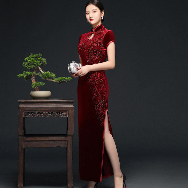 端庄大气妈妈装时尚丝绒旗袍裙春装新款 中国风宴会走秀气质礼服