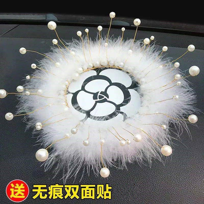 抖音同款防滑垫车内饰品摆件车载防滑垫中控台珍珠皇冠硅胶女神款