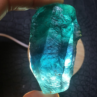 天然萤石标本水晶摆件原矿人工开采消磁吊坠净化天然半宝石装饰用