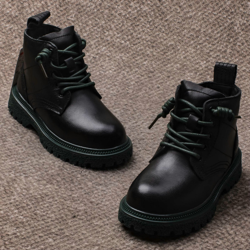 2025冬季新款加绒儿童马丁靴