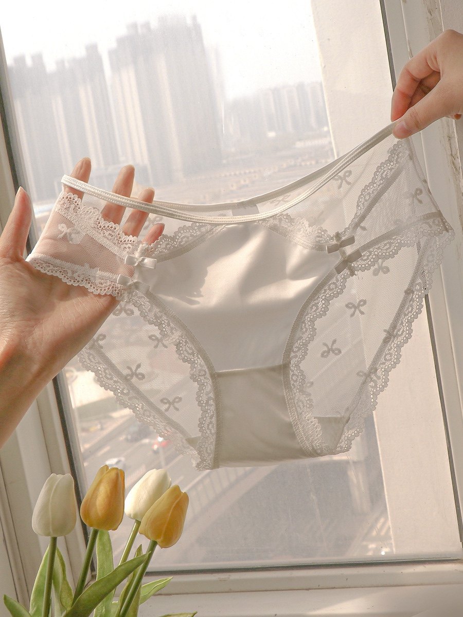 纯欲风性感蕾丝内裤女士透明网纱缎面裤头白色纯棉裆情调夏新款