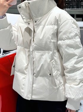 安踏大翻领防泼水短款面包羽绒服