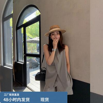 轻熟风灰色交叉设计背心女夏季新款高级感显瘦无袖上衣短裤两件套