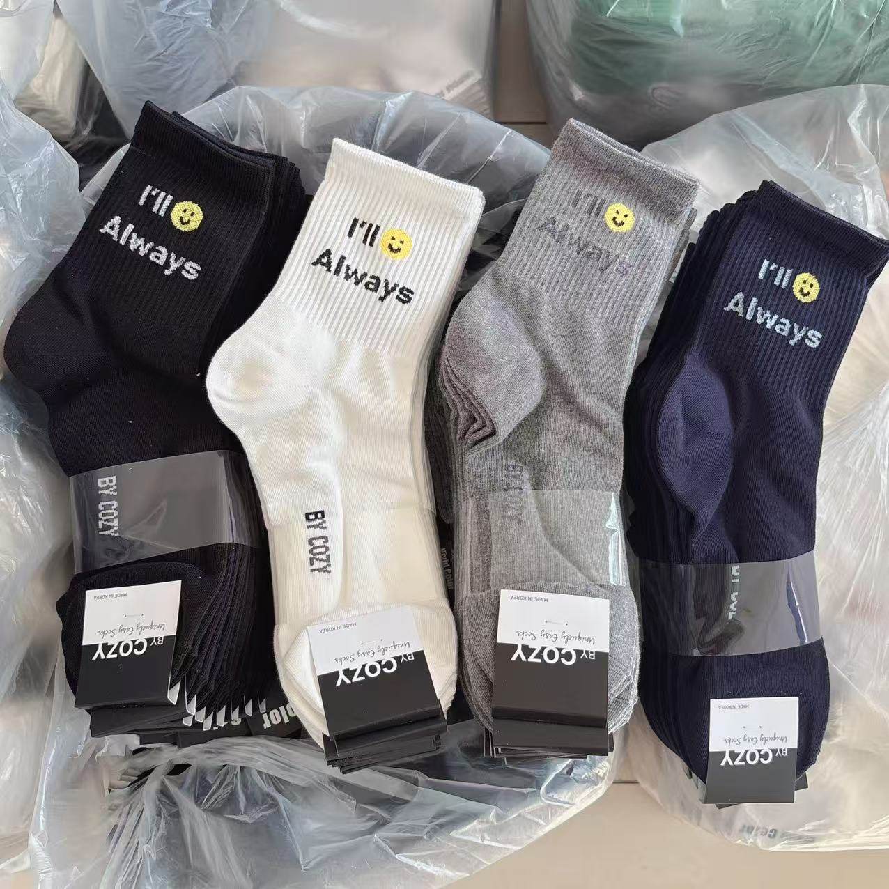 【阳光可爱大男孩】韩国cozy新款字母笑脸青春系休闲运动中筒棉袜,女士内衣/男士内衣/家居服,中筒袜,淘宝优惠券,粉丝福利购,淘宝优惠卷