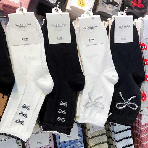 韩国进口GG袜子银葱亮丝法式蝴蝶结少女袜可爱木耳边中筒黑白棉袜