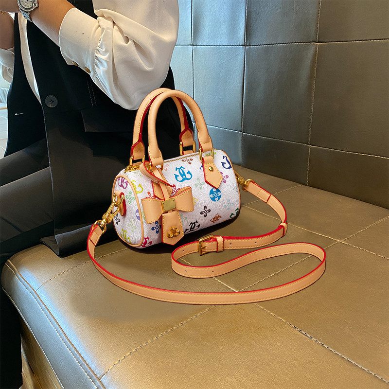 GCOLG品牌包包女式2026新款高级感时尚迷你枕头包手提单肩斜挎包