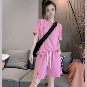 夏季时尚休闲运动套装女百搭圆领刺绣短袖上衣显瘦阔腿短裤两件套