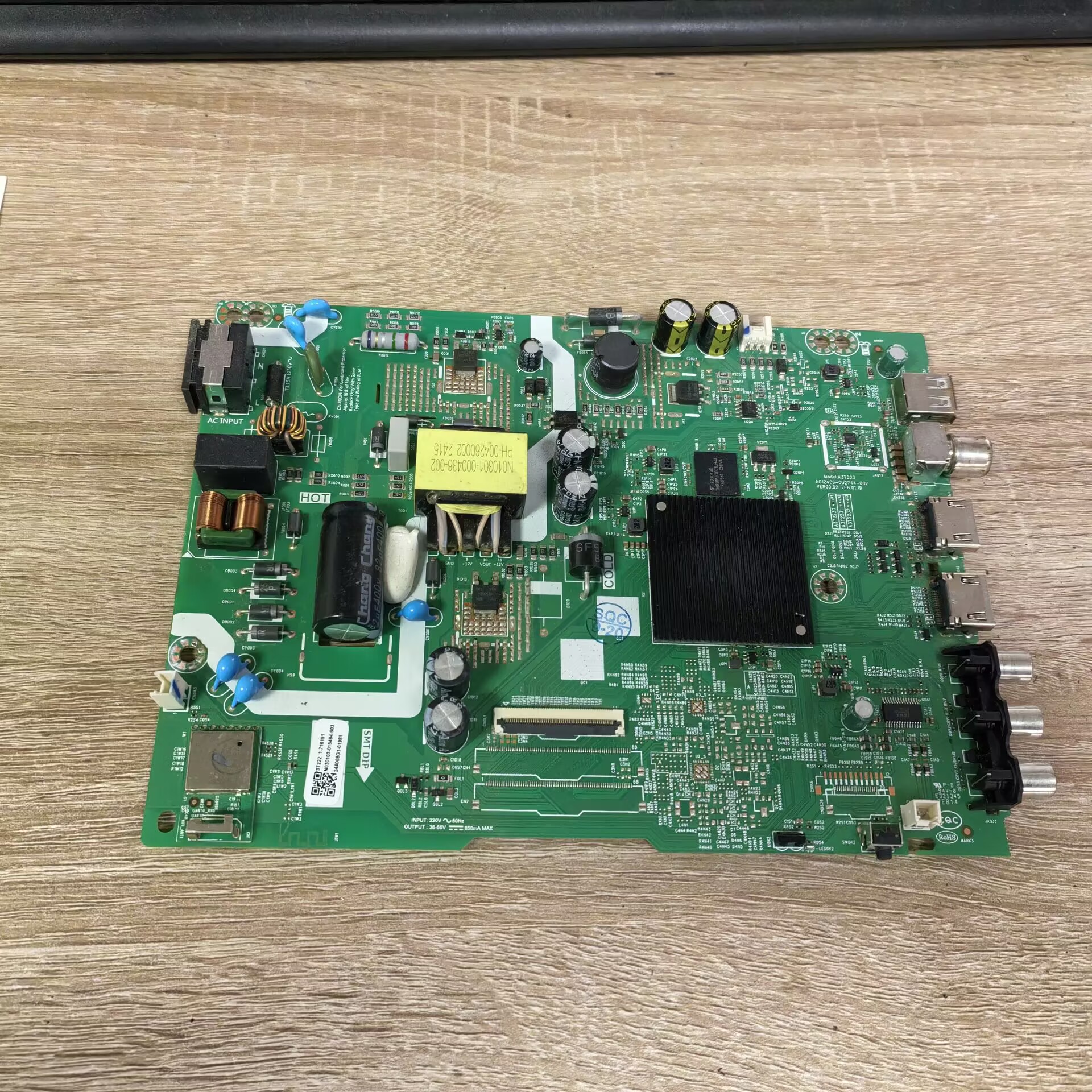 创维43A3D主板A3T223N012406-00