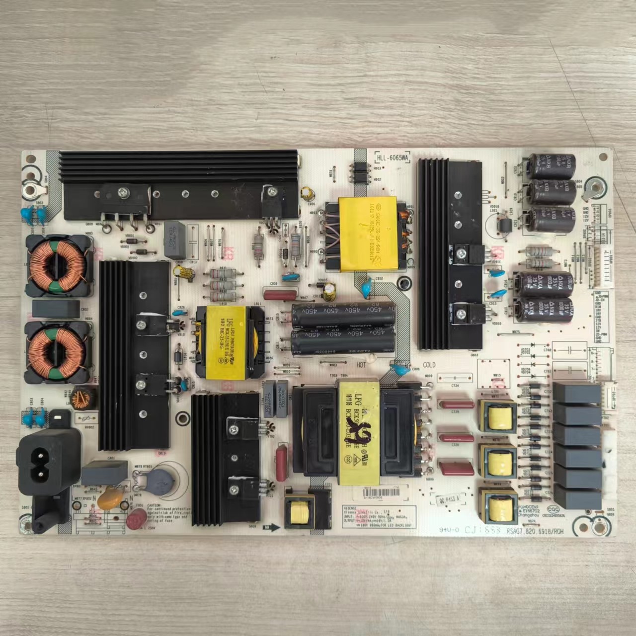 海信LED65EC780UC电源板