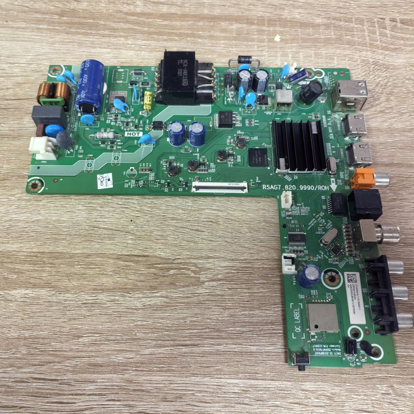 海信40/43E2F主板RSAG7.820.