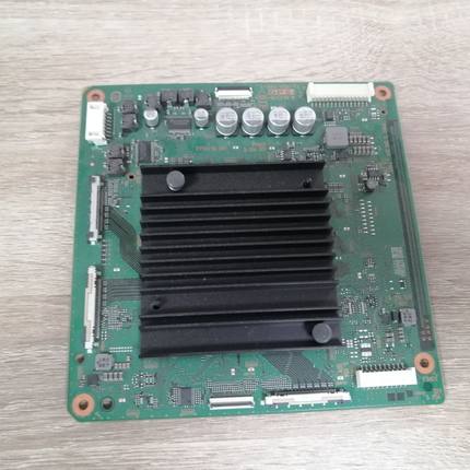 索尼KD-65X9300D倍频板 1-982-656-11屏YD6S650STN01实物图 测好