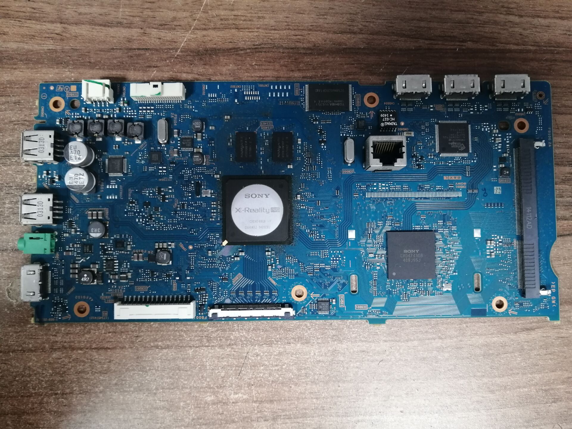 索尼KDL-32/42/50/55W700主板