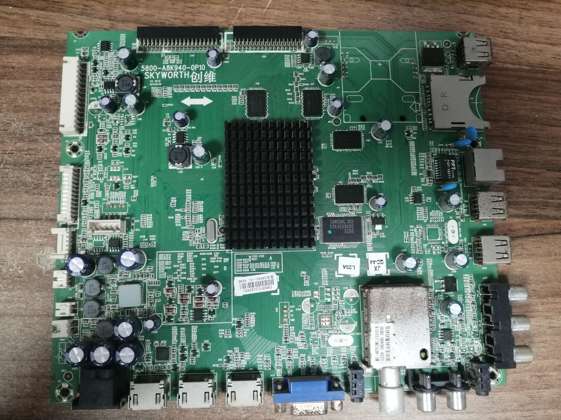 拆机创维55E780U液晶主板5800-