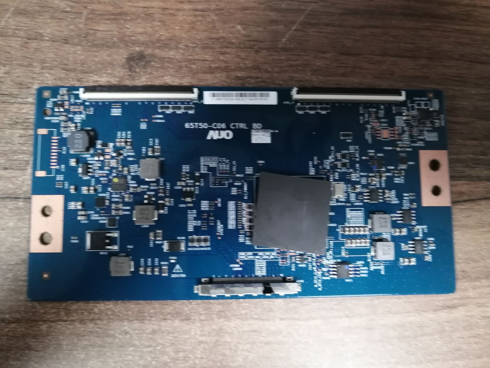 拆机海信LED65M5000U液晶电