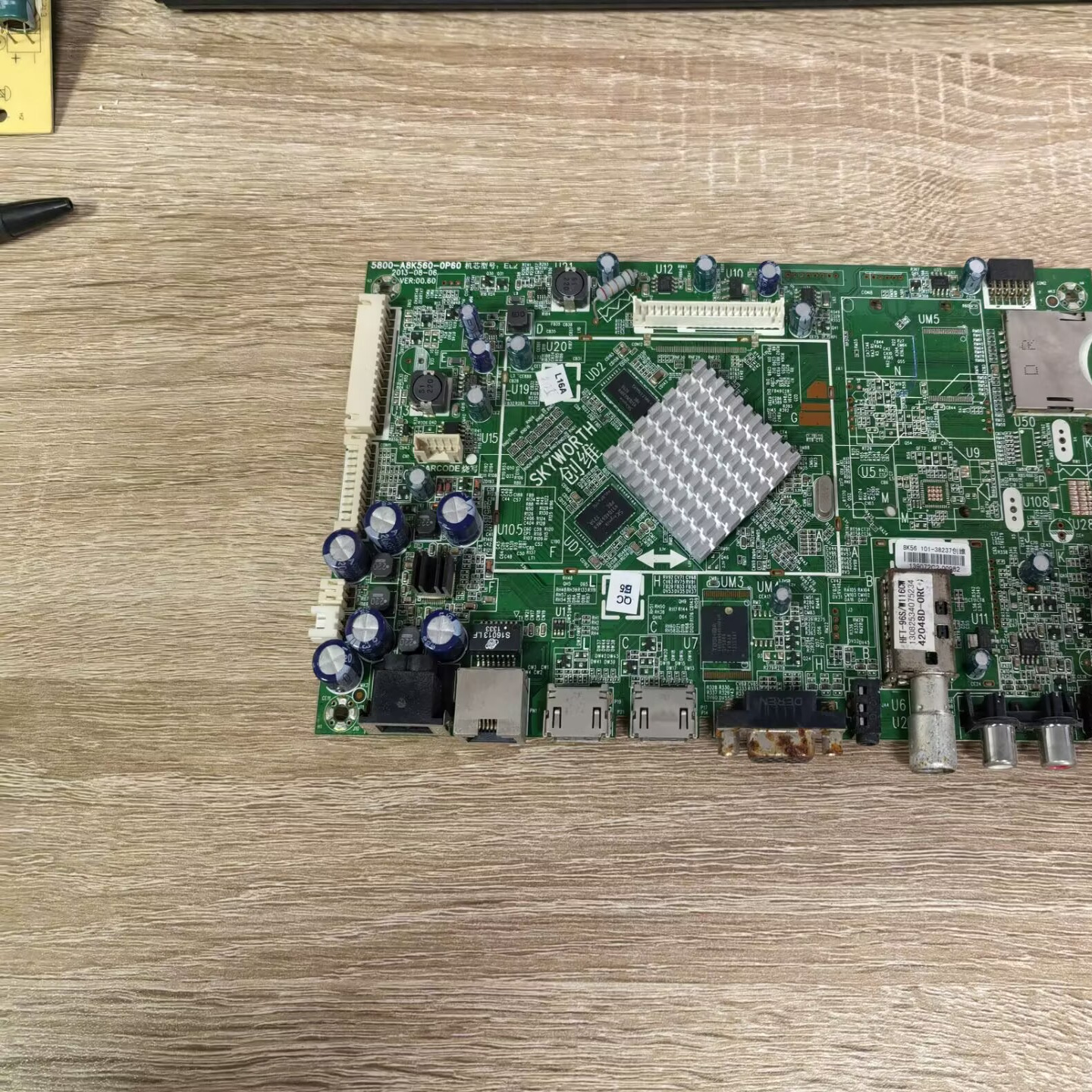 创维47E380S主板5800-A8K560-