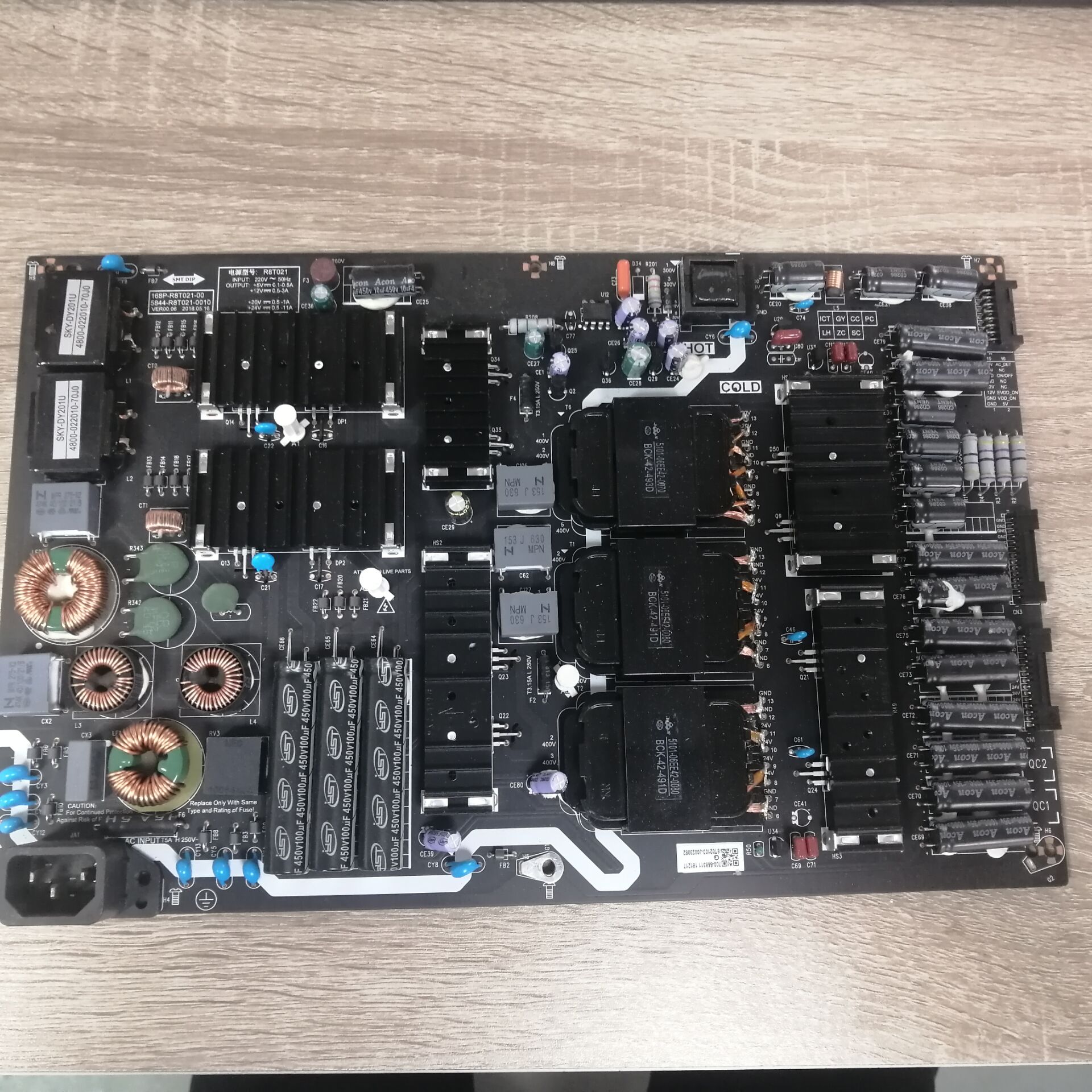 创维55S8A电源板168P-R8T0