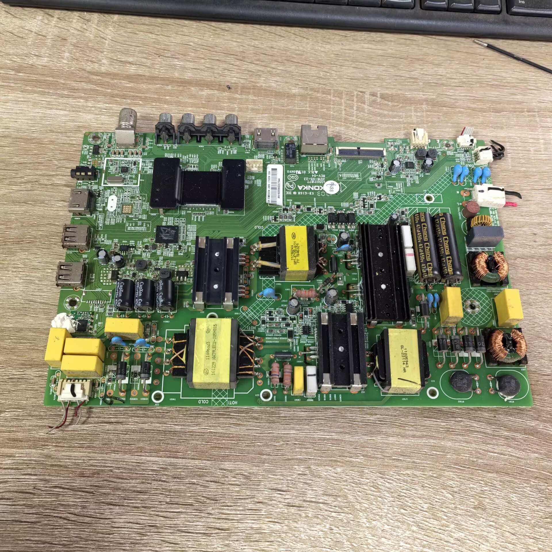 康佳LED55M3000A液晶电视主板图片