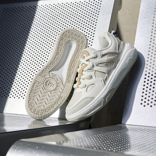 行舟361女鞋轻便运动鞋2026冬季新款厚底增高休闲鞋防滑耐磨板鞋