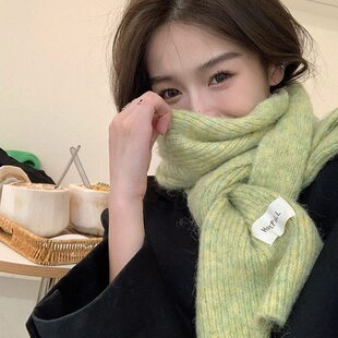 高级感香草绿色针织围巾女生冬季新款韩版百搭短款显白毛绒小围脖