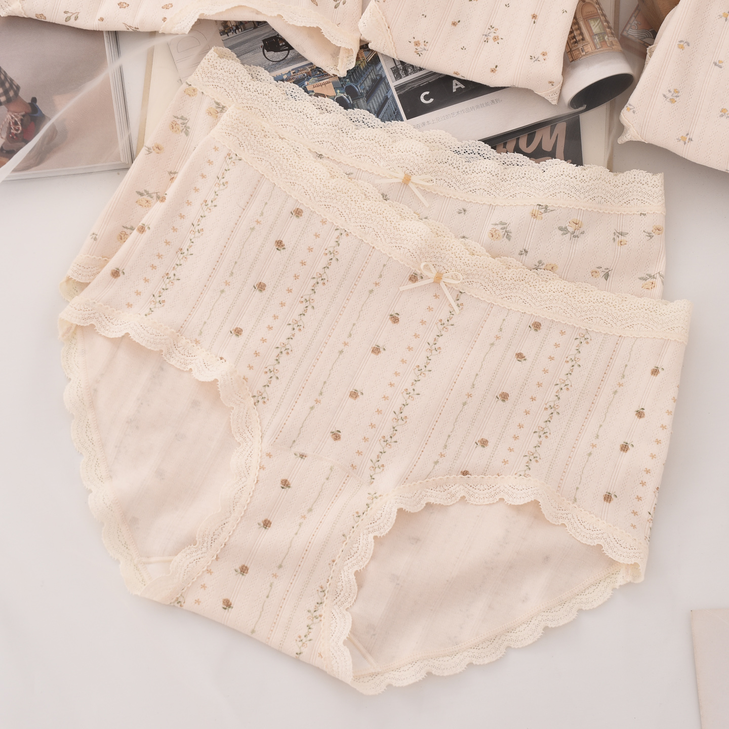 加长纯棉底裆碎花中腰内裤女蕾丝边大码胖MM宽松包臀少女三角短裤