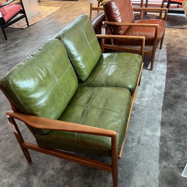 茶室空间简约实木沙发真皮休闲椅中古客厅阳台咖啡厅双人位坐椅z