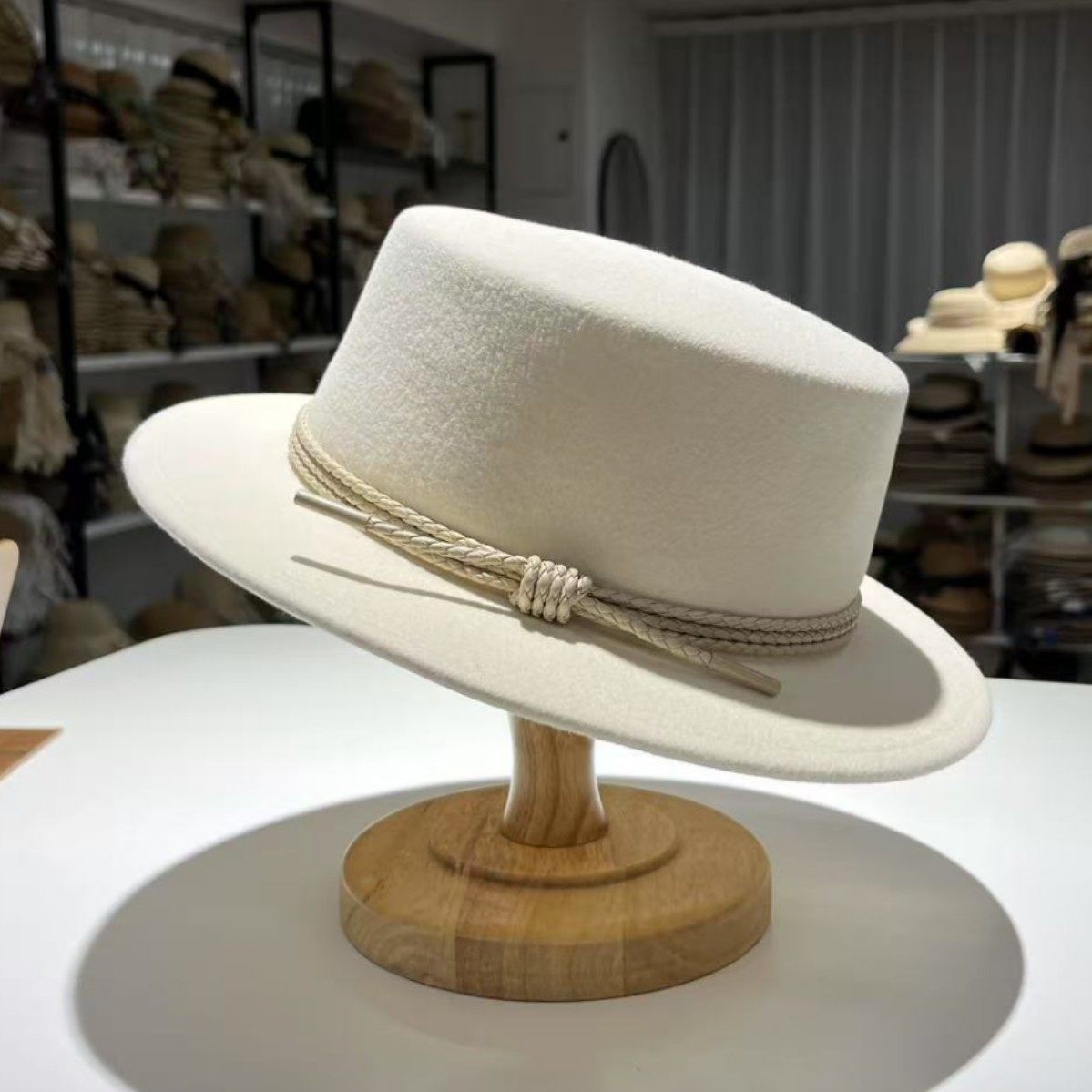 日系帽子女欧美小檐帽子时尚平沿帽秋冬季英伦风羊毛呢平顶小礼帽,服饰配件/皮带/帽子/围巾,帽子,淘宝优惠券,粉丝福利购,淘宝优惠卷