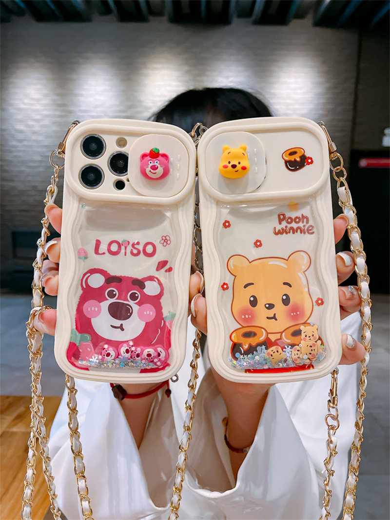 卡通流沙草莓维尼熊适用iPhone15proamx手机壳苹果13pro创意12背带斜挎绳11推拉镜头14pro防摔13女14暴力熊15使用感如何?