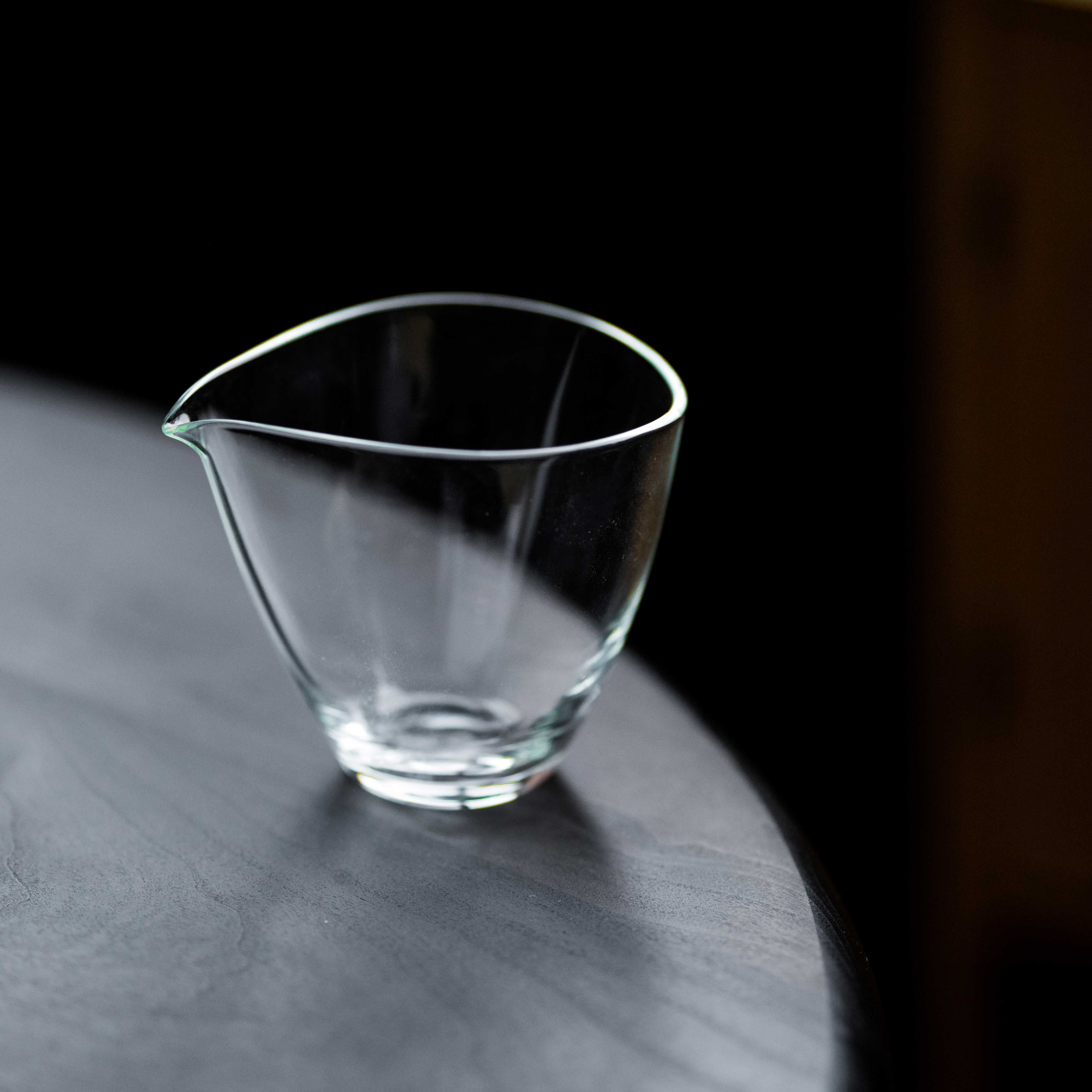 草木祠水滴型玻璃公道杯耐热茶杯
