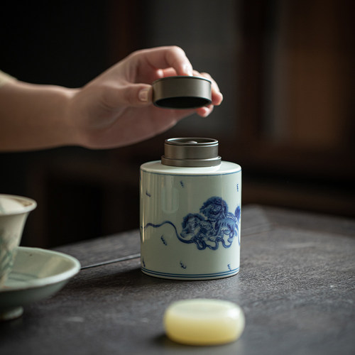 仿古青花茶叶罐存储防潮
