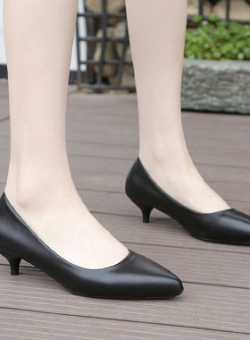 尖头小跟大码女鞋41一43胖脚宽2025春款高跟鞋女百搭黑色工作鞋40