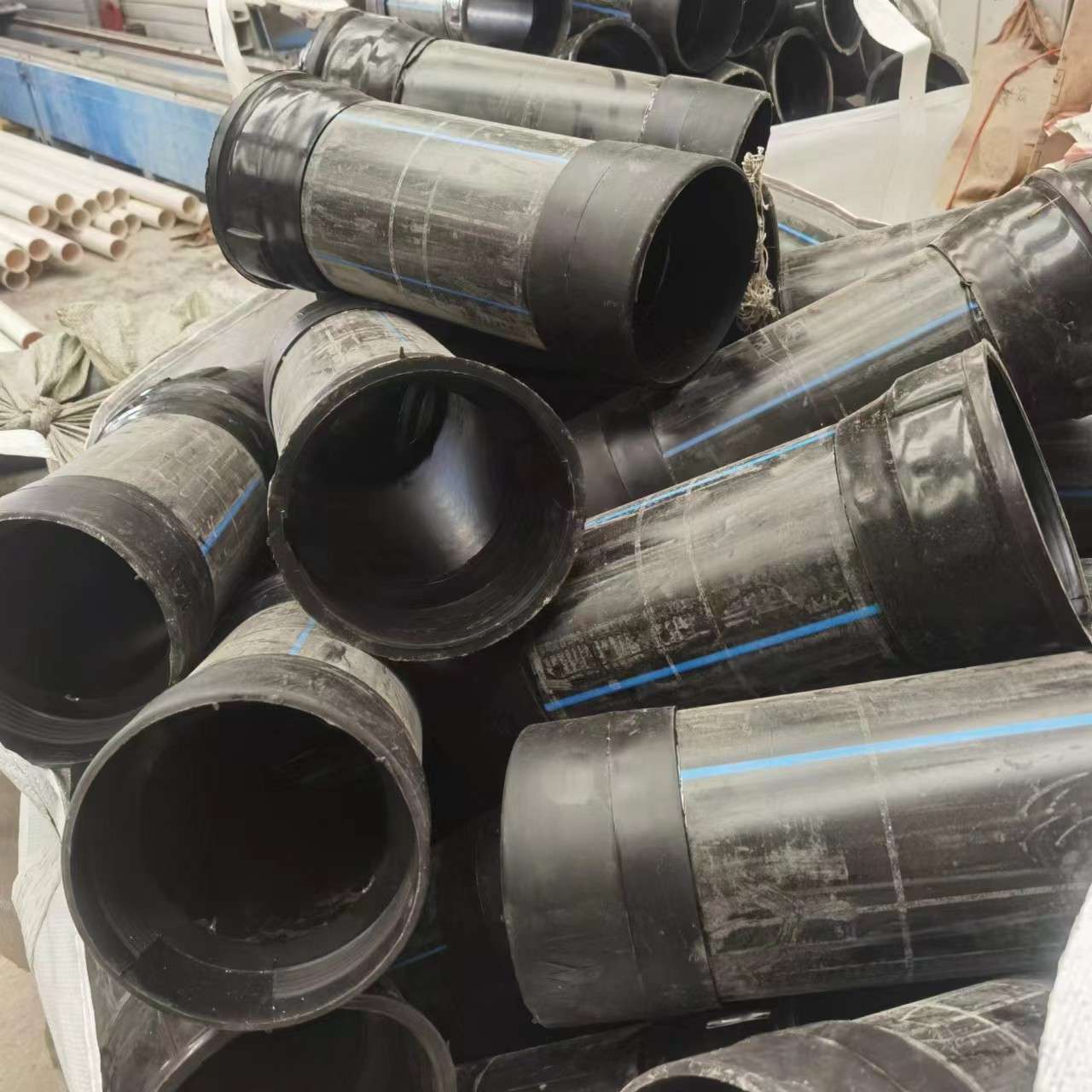 圆形桥梁加厚PE泄水管 高铁公路pe排水管110型125型150型160型