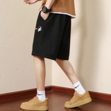 黑色