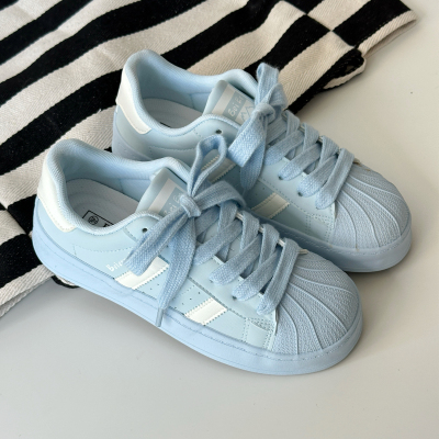 夏季休闲透气板鞋爆款百搭