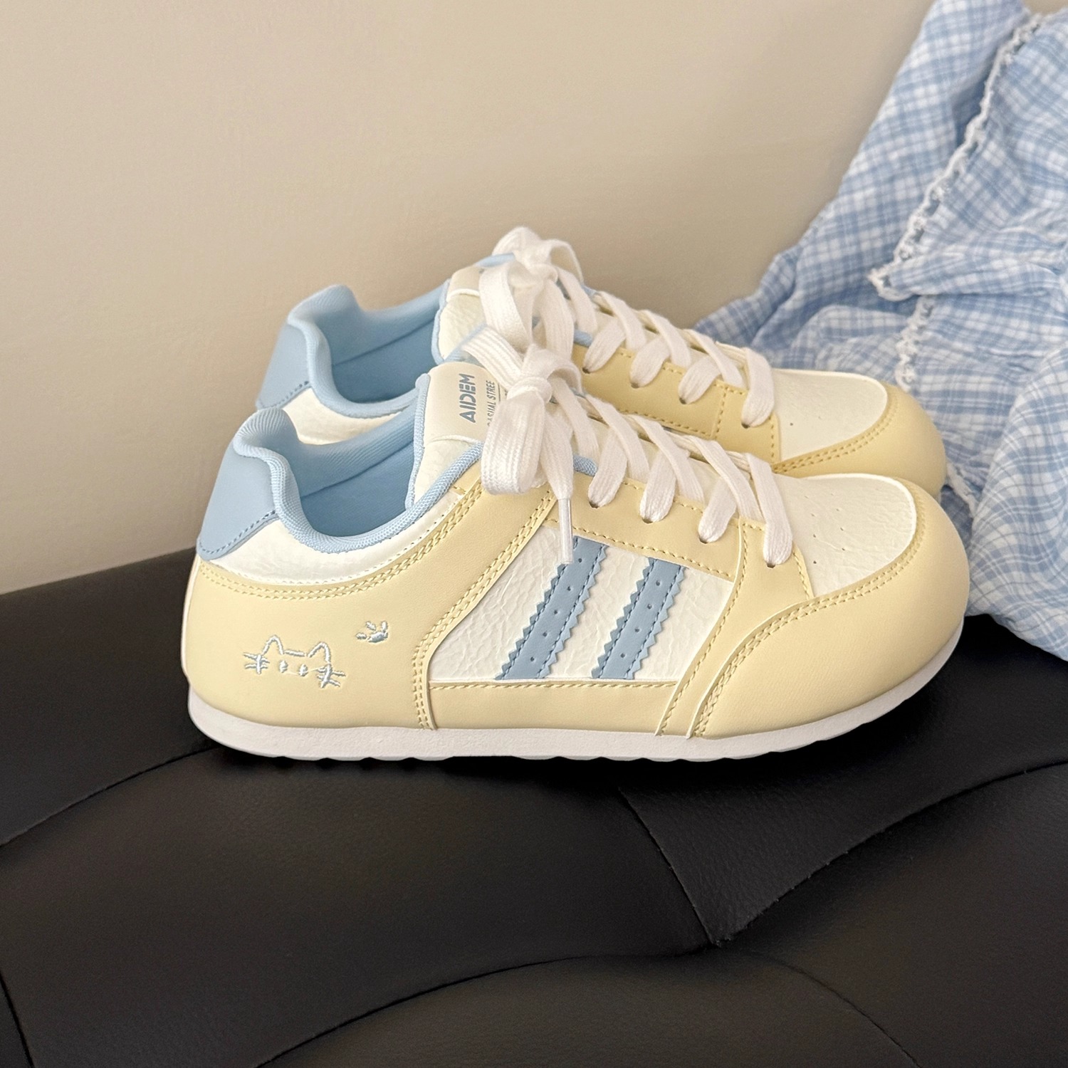 德训鞋子女2025新款秋季女鞋