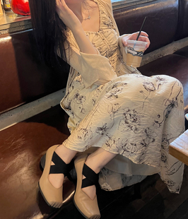 女 benefanfan UM固特异真皮大底套包猪鼻子交叉带手工芭蕾舞鞋