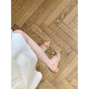 小跟蝴蝶结中跟浅口气质真皮单鞋 很美 benefanfan